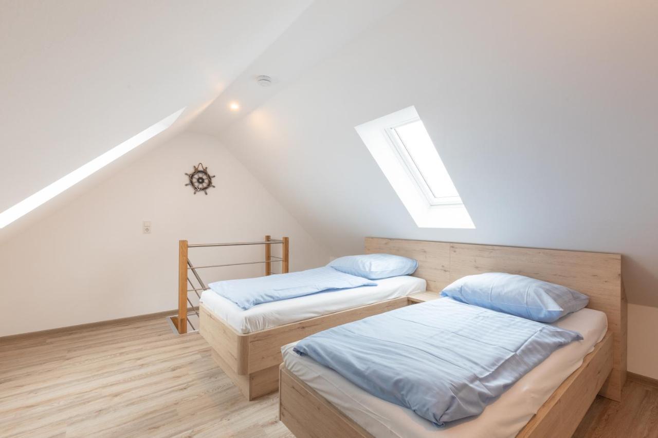 HoltgastReiterhof Gruendeichアパートメント エクステリア 写真
